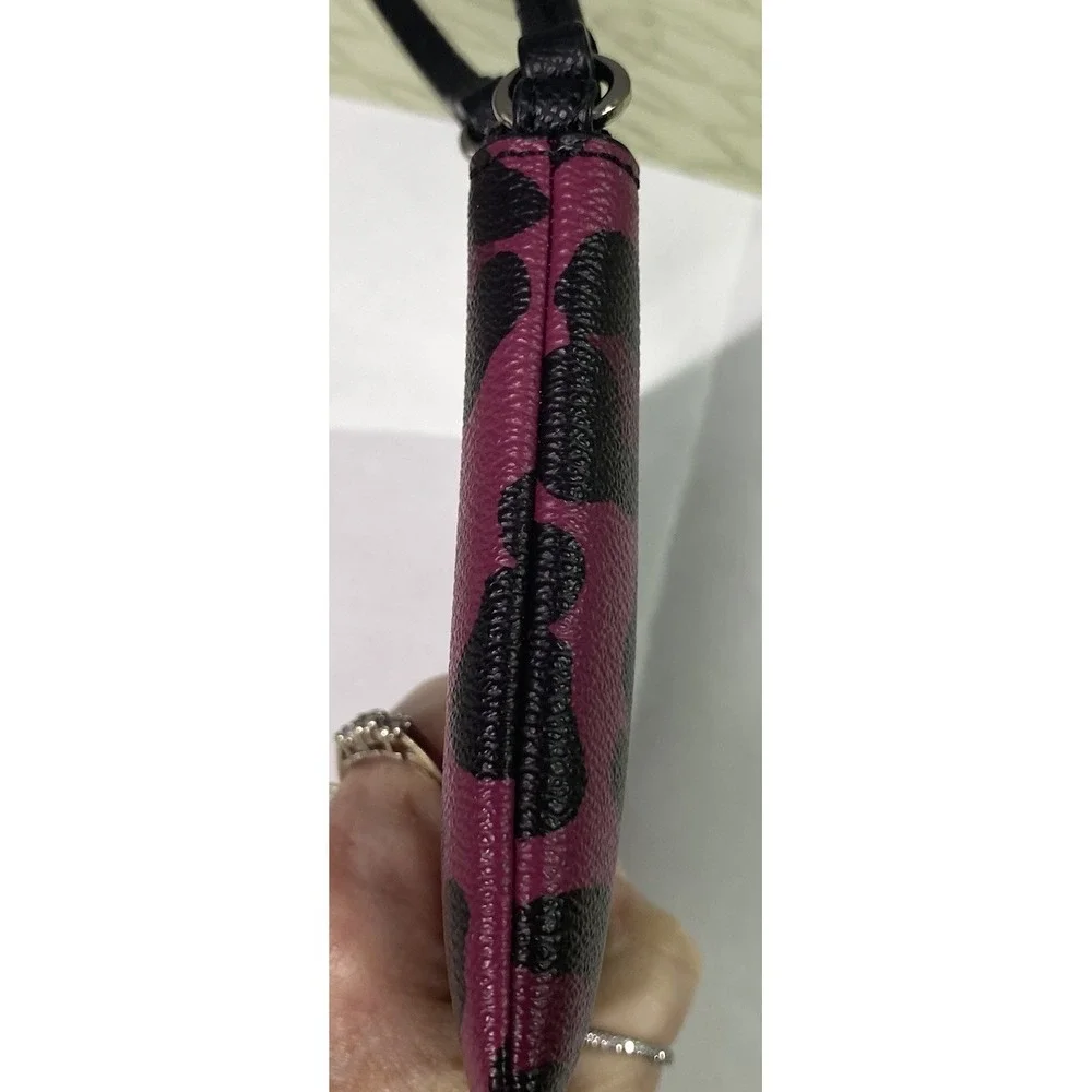 Coach Womens Cranberry Pink&Black Leopard Print Wristlet Wallet Cheetah 4x6" EUC - Picture 9 of 11